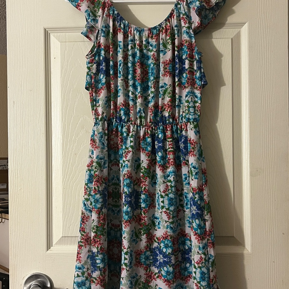 Everly Multicolor Floral Ruffle Dress - Picture 8 of 9